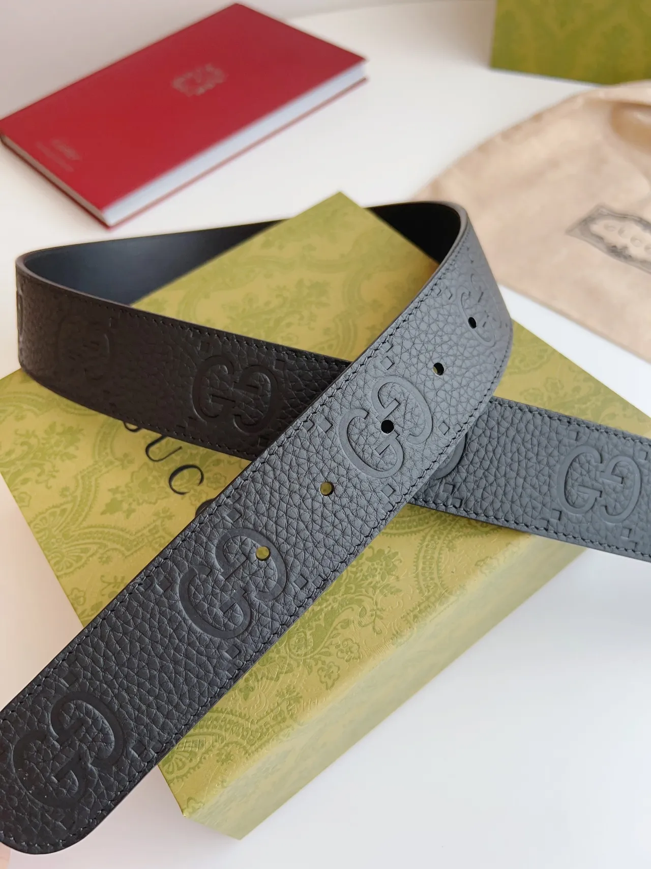 Gucci GG Marmont Cinto de Couro Granulado Preto 8