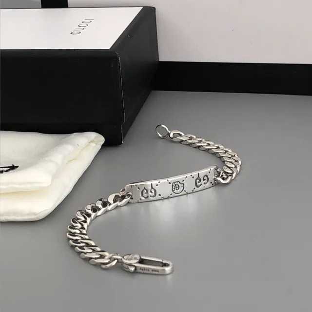Gucci GG Marmont منحور سلسلة كيرب-لينك فضي سوار 4