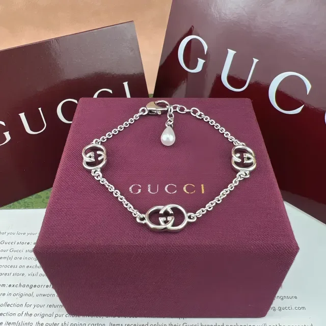 Gucci GG Marmont Gold White Chain Interlocking Motifs Bracelet 5
