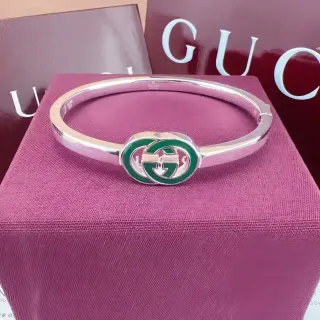 Gucci GG Marmont سوارة خضراء مينا interlocking G