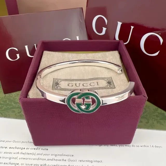 Gucci GG Marmont Green Enamel Interlocking G Bracelet 5