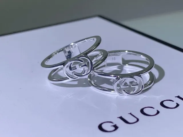 Gucci GG Marmont Interlocking G Bagues à double bande en argent 9