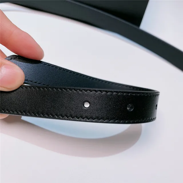 Gucci GG Marmont Cinto de couro bege com pérolas 2