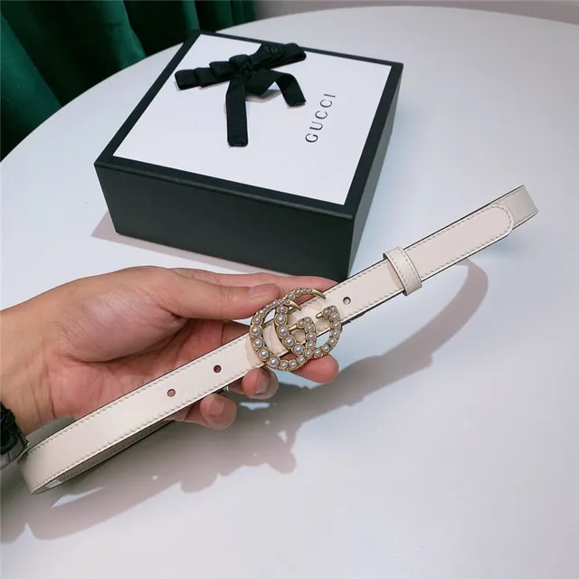 Gucci GG Marmont Cinto de couro bege com pérolas 7