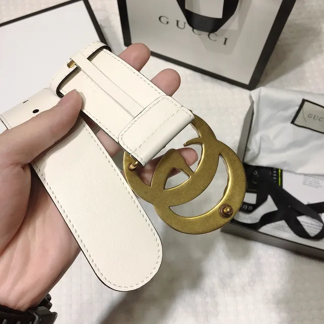 Gucci GG Marmont Cinto de couro off-white com pérolas 9