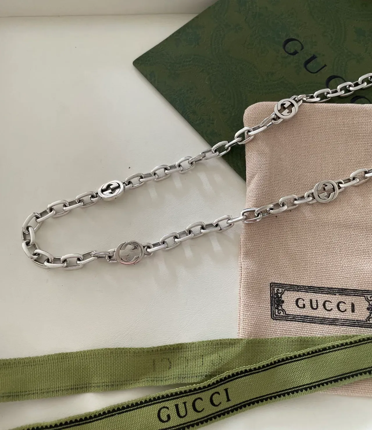 Gucci GG Marmont Silver Beige Chunky Link Chain Interlocking G Logo Medallions Necklace 5