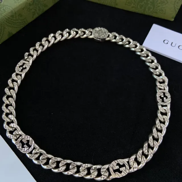 Gucci GG Marmont Silver Curb-Link Chain Interlocking G Motif Necklace 4