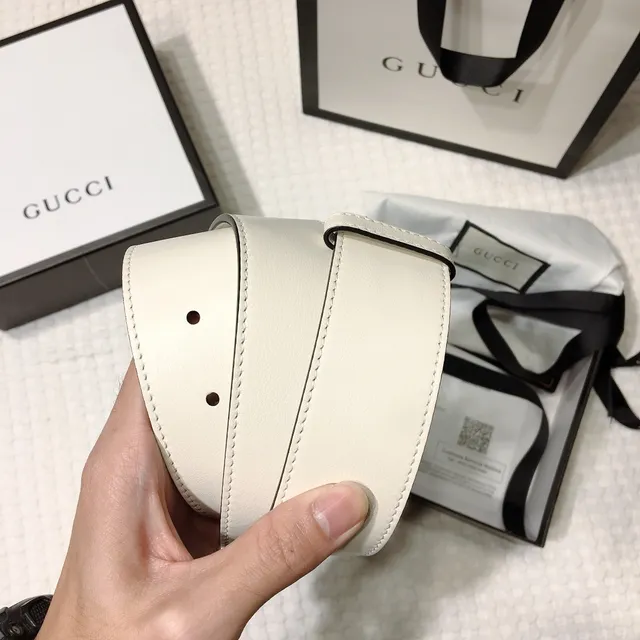Gucci GG Marmont White Gold Interlocking Double-G Buckle Smooth Leather Belt 4