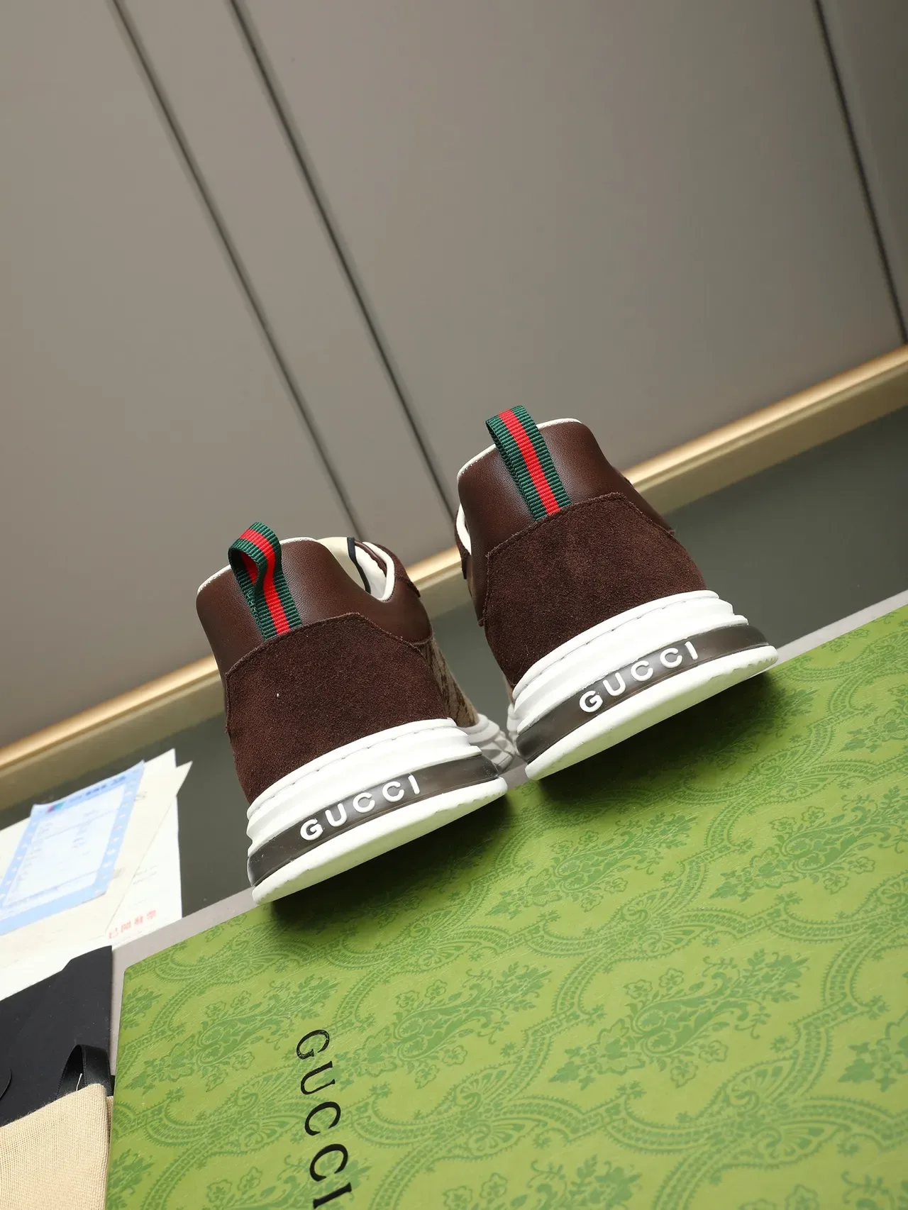 Gucci GG Monogram Lona e Camurça Sneaker Lifestyle 4