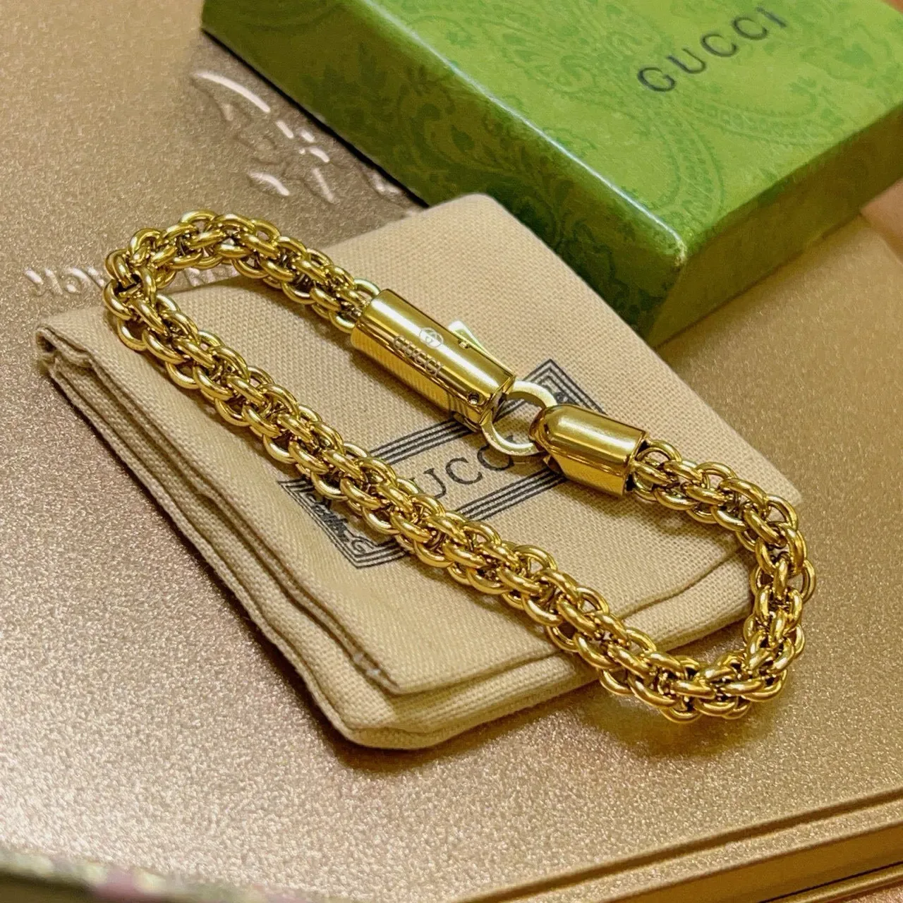 Gucci Bracelete Corrente Curb-Link Trançada Dourada Fecho Magnético Cilíndrico 6
