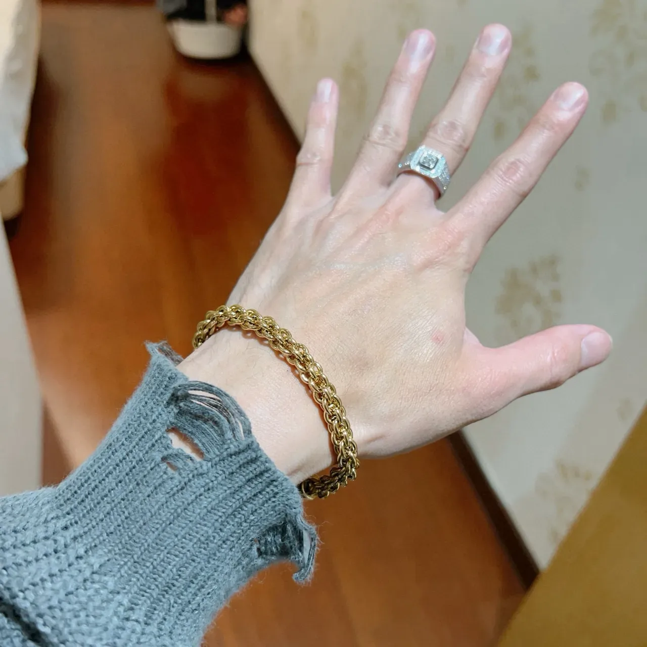 Gucci Bracelete Corrente Curb-Link Trançada Dourada Fecho Magnético Cilíndrico 8