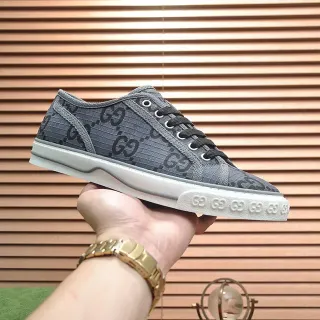 Gucci 灰白 Monogram-Print 帆布鞋面 平橡胶底 生活方式运动鞋