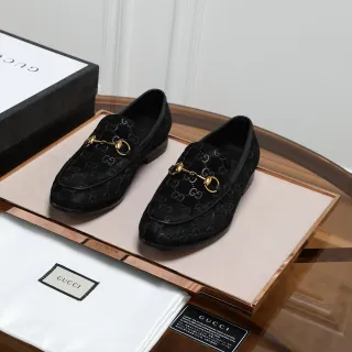 Gucci Horsebit 1955 काले GG Monogram लोफर