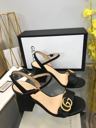 Gucci Horsebit 1955 Black Leather Gold Buckle Gladiator Sandals 2