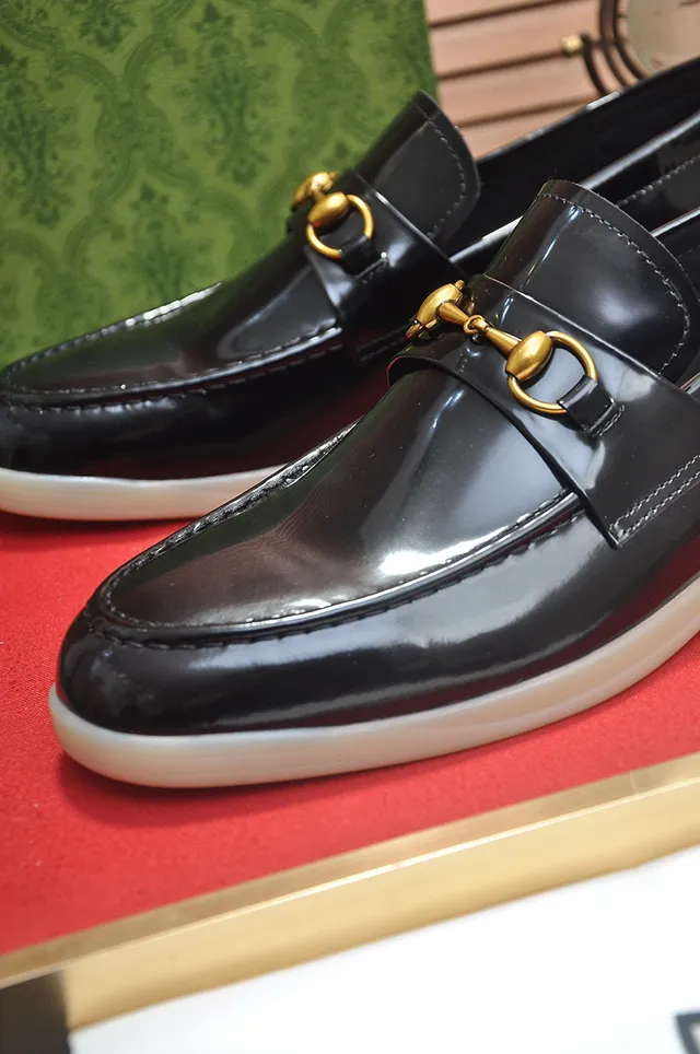 Gucci Horsebit 1955 Black Patent Leather Loafers 3