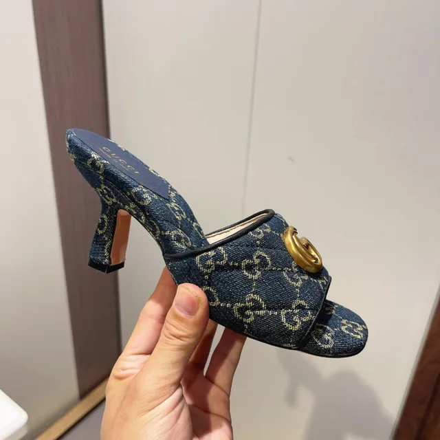 Gucci Horsebit 1955 azul dorado GG Monogram vaquero hebilla casual sandalias 8
