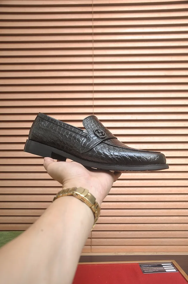 Gucci Horsebit 1955 Crocodile-Embossed Black Loafers 4