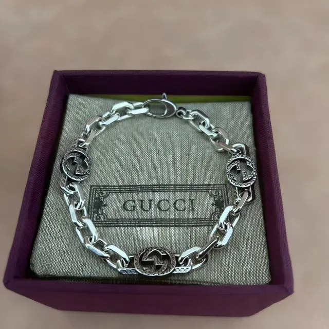 Gucci Interlocking G Charm Silver-Tone Chain Necklace 4