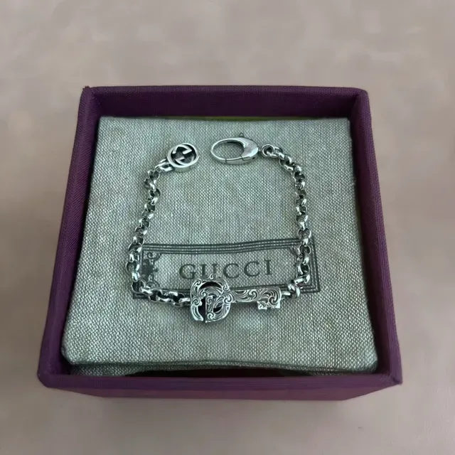 Gucci Interlocking G Key Charm Silver Chain Bracelet 5