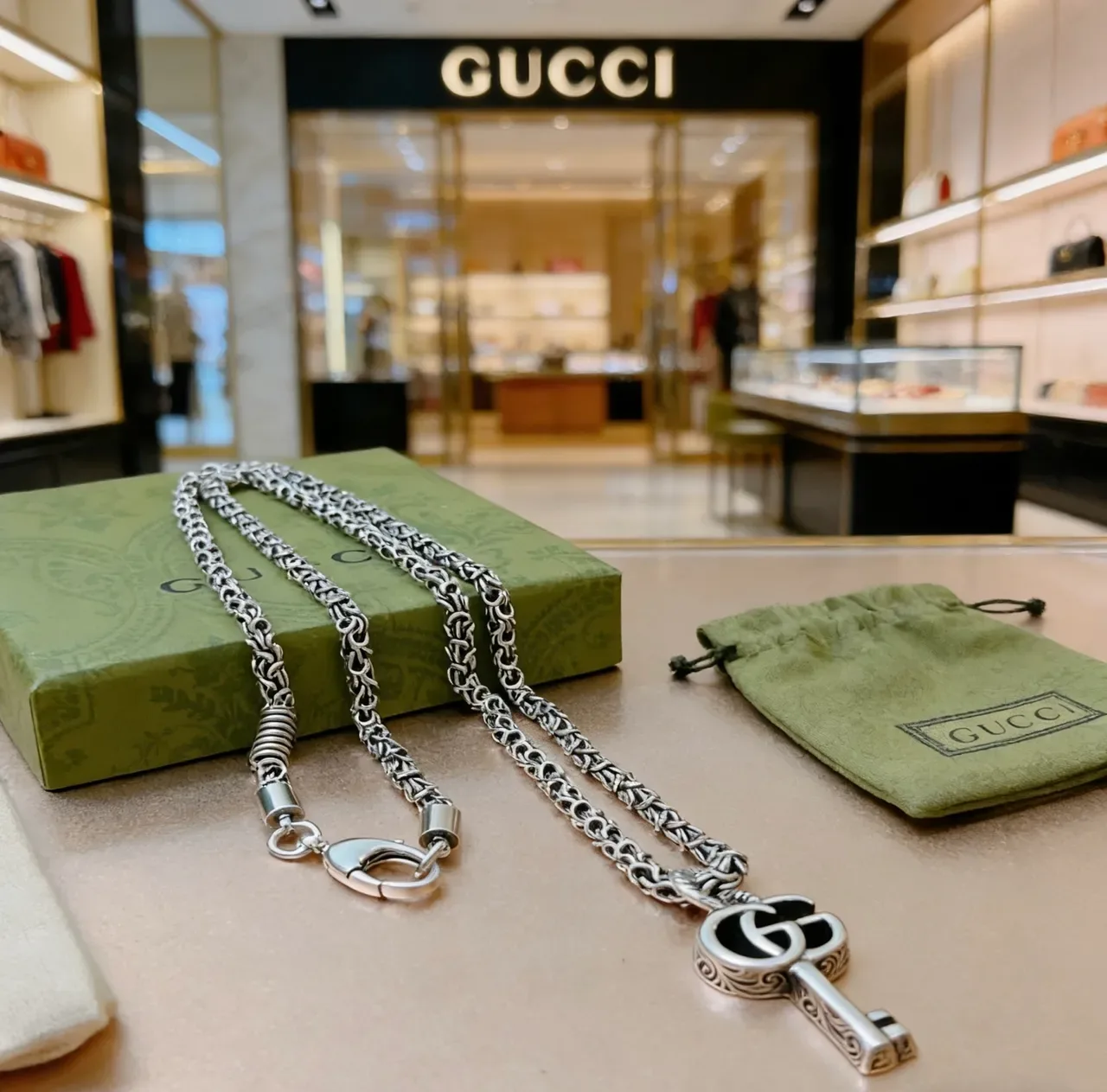 Gucci Key Silver Green Byzantine Chain Interlocking Double G Pendant Necklace 4