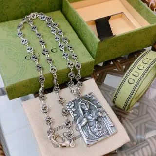 Gucci সজ্জিত চাঁদি খোপি পেন্ডেন্ট নেকলেস