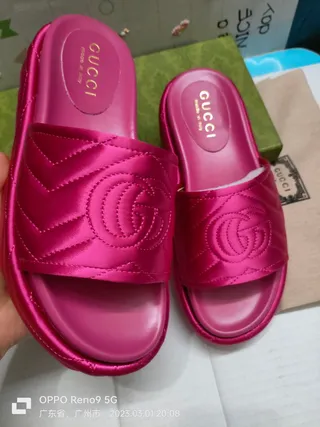 Gucci Pink White Quilted Satin Interlocking GG Logo Slippers 9