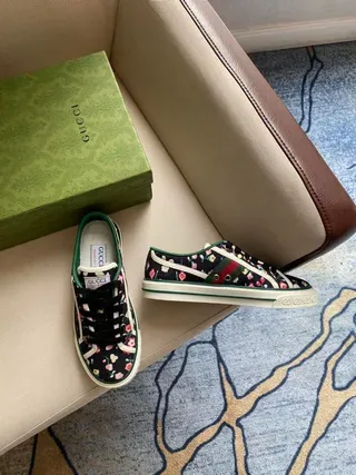 Gucci Screener Tênis Lifestyle de Lona com Estampa Floral de Cano Baixo 7