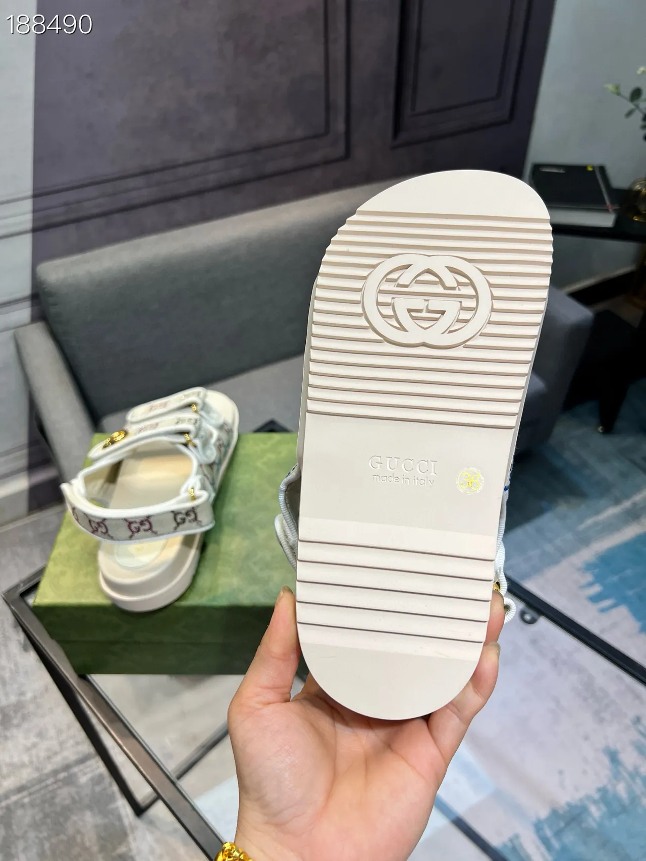 Gucci Screener GG-مطرز قماش كاجوال صندل 3