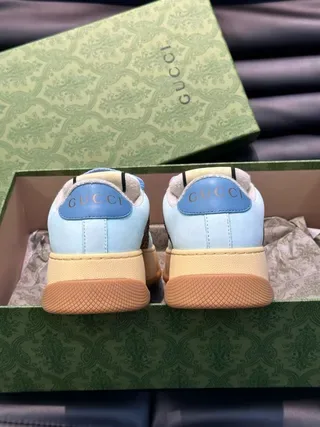 غوتشي Screener حذاء رياضي أزرق فاتح وبيج GG Monogram slip-on lifestyle 4