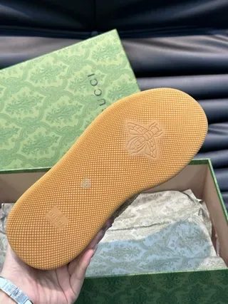 غوتشي Screener حذاء رياضي أزرق فاتح وبيج GG Monogram slip-on lifestyle 7