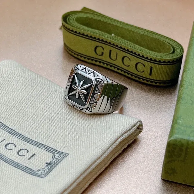 Gucci خاتم فضي أسود أسلوب سينيت حدود هندسية 9