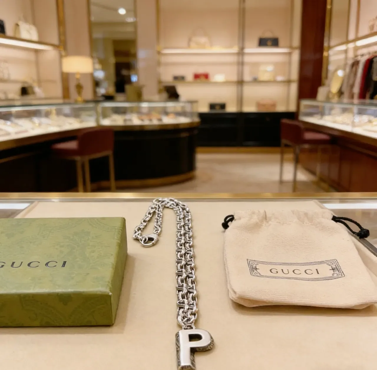 Gucci Silver Interlocking G-Link Chain Engraved Brand Text Necklace 3