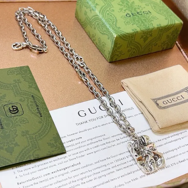 Gucci银色调扭曲链GG Logo项链 9