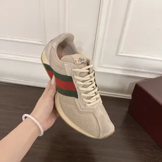 Gucci Tennis 1977 Zapatillas Lifestyle Beige Malla y Piel de ante Rayas Web