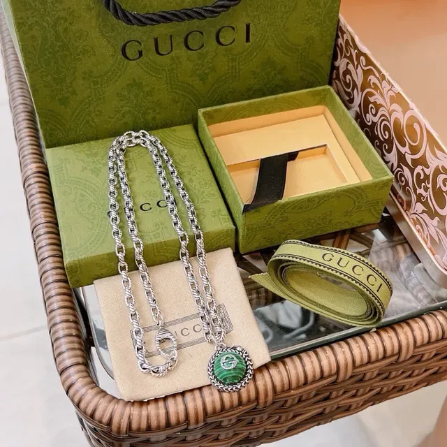 Gucci Twisted Rope-Link Malachite Interlocking G Necklace 2