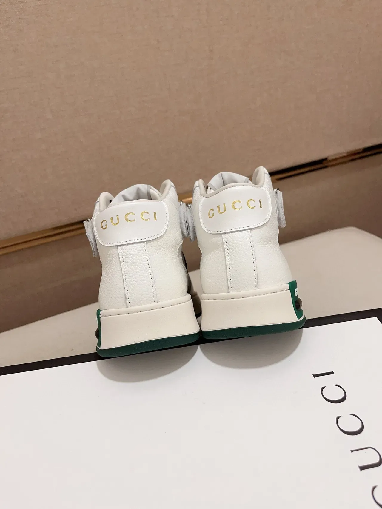 Gucci Sneakers Lifestyle Blancos y Verdes de Cuero y Lona Alto 8