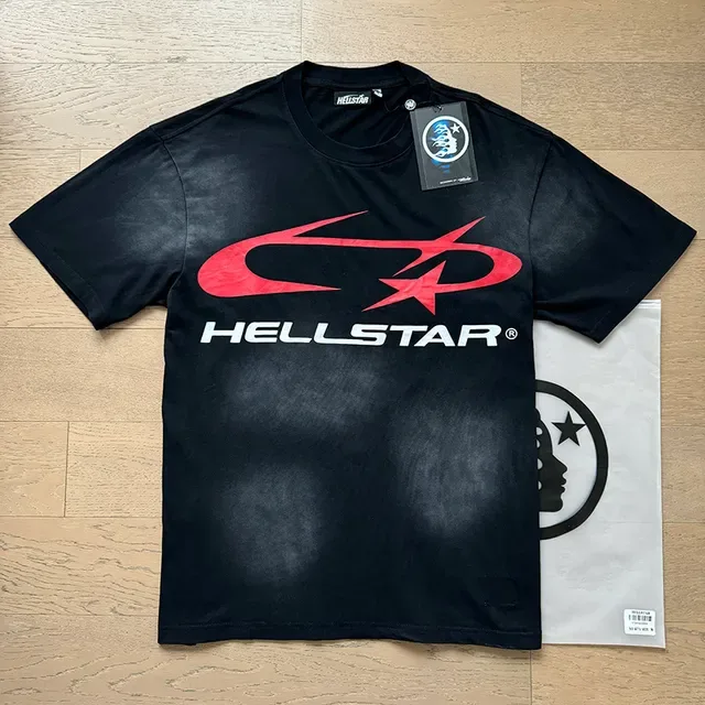 Camiseta oversized preta com estampa gráfica Hellstar 9