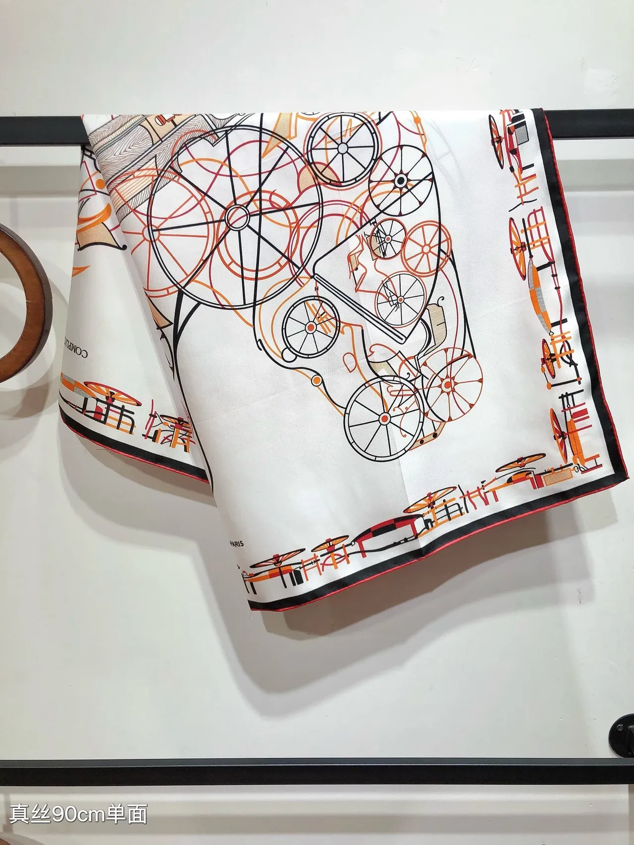 Hermès एविएशन डिजाइन रेशम स्कार्फ 9