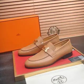 Hermès 米色金棕纹理皮革H形扣乐福鞋