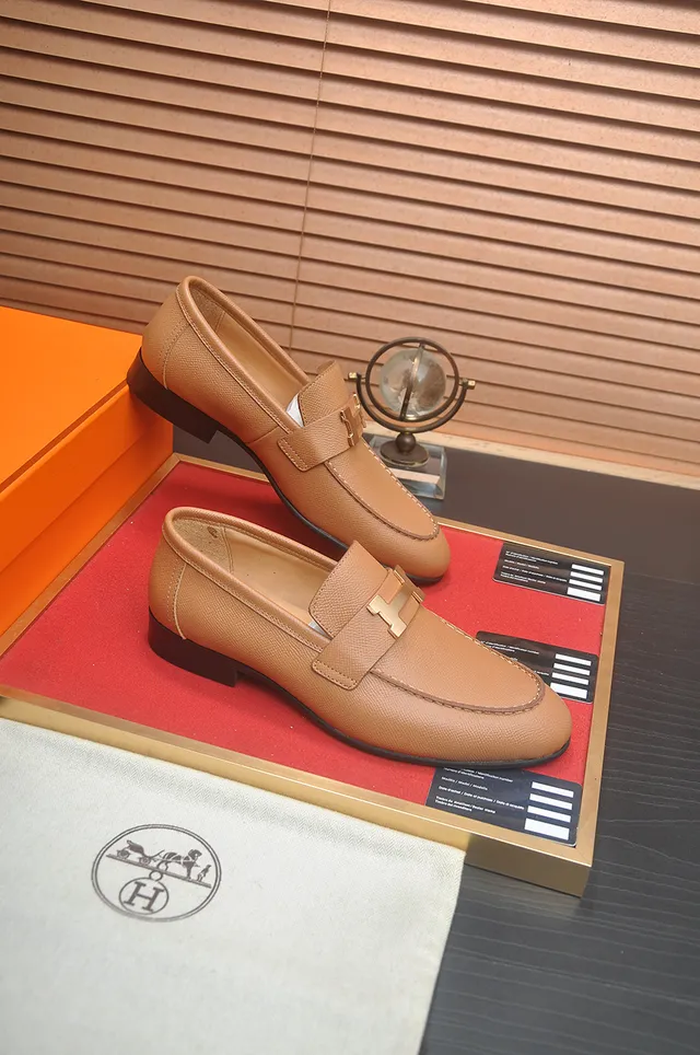 Hermès جلد بني فاتح ذهبي بني مموج إبزيم على شكل H لافر 4