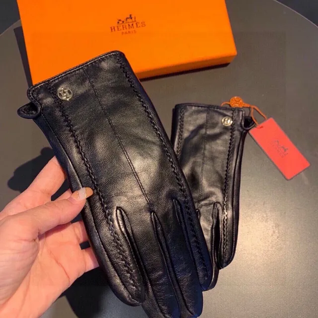 Hermès Guantes de Cuero Negro y Naranja Liso con Costura Contraste Topstitching 9