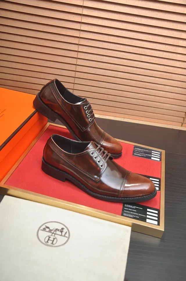 Hermès पॉलिश्ड ब्राउन लेदर कैप टो ऑक्सफोर्ड जूते 4
