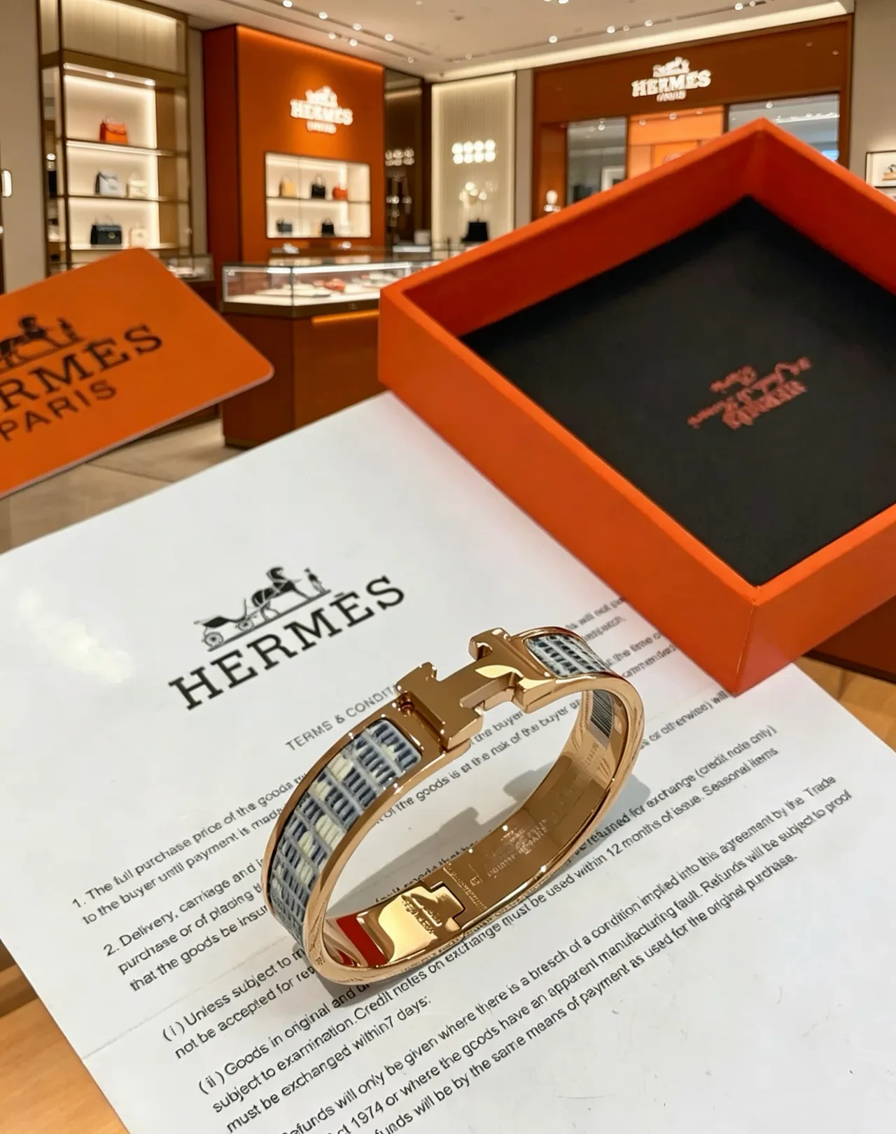 Hermès Clic H Gold Black Rigid Bangle Toggle Clasp Bracelet 8