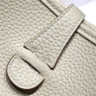 Hermès Evelyne مثقب H Logo جلد التبغ حقيبة تحت الإبط 21