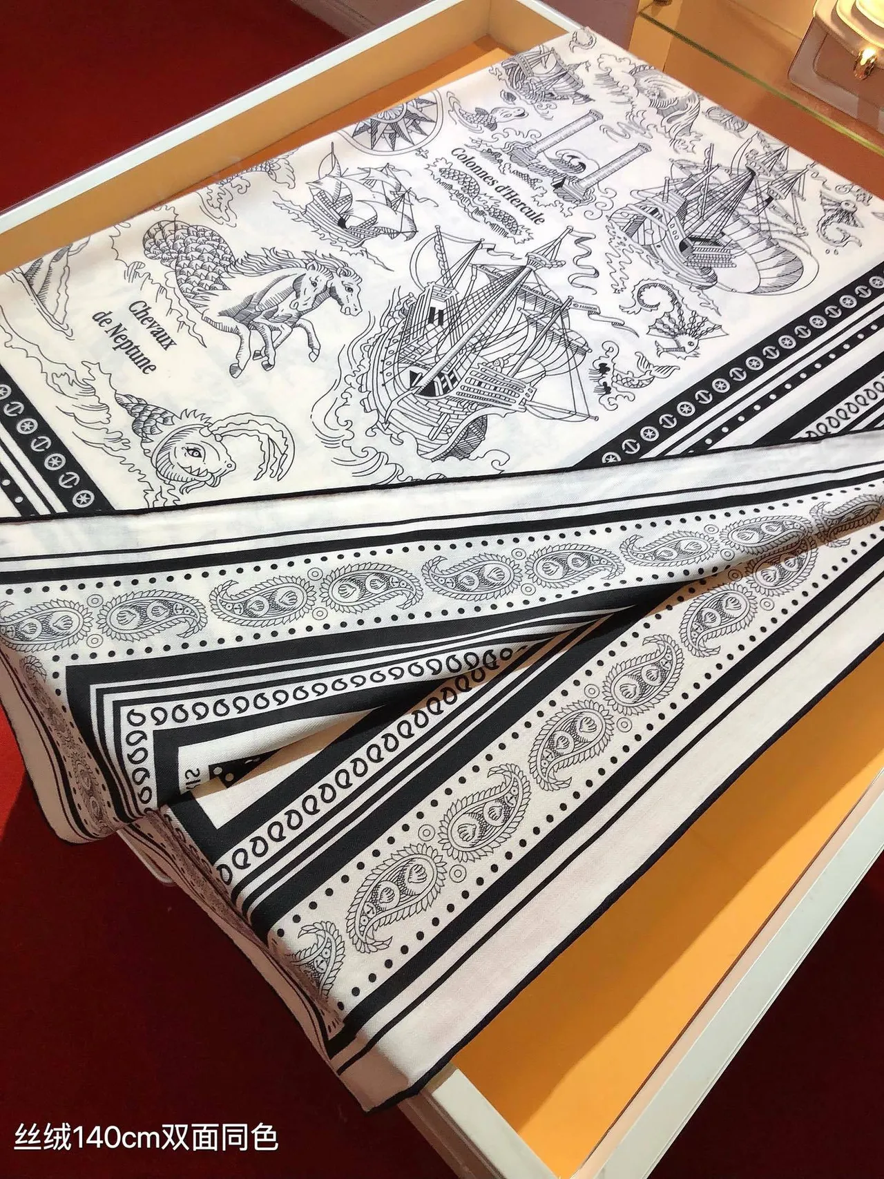 Hermès Ile dux Ours Black and White Silk Scarf 7