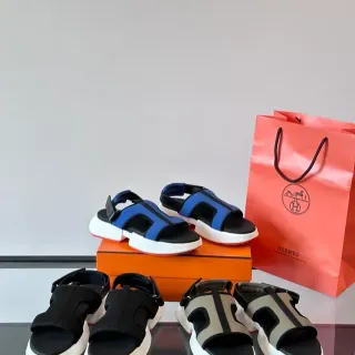 Hermès Oran কালো নীল চাঙ্কি প্ল্যাটফর্ম সোল মাল্টি-স্ট্র্যাপ T-বার ডিজাইন ক্যাজুয়াল স্যান্ডেল