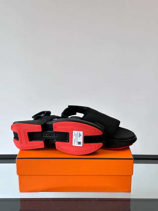 Hermès Oran Negro Azul Sandalias plataforma chunky multi-cinta T-bar diseño casual 2