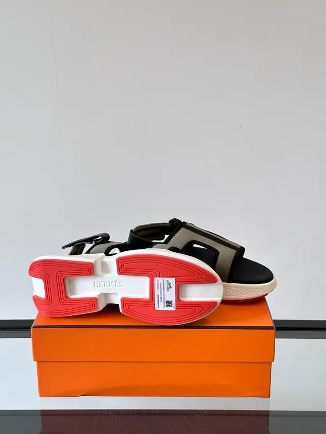 Hermès Oran Negro Azul Sandalias plataforma chunky multi-cinta T-bar diseño casual 4