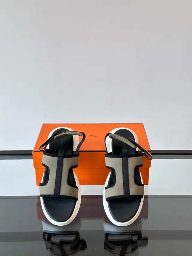 Hermès Oran Negro Azul Sandalias plataforma chunky multi-cinta T-bar diseño casual 7