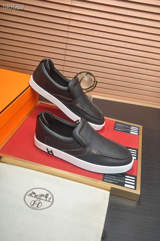 Hermès Oran কালো সাদা পেবল্ড লেদার রাবার সোল লোফার 5